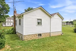 2196 Shadow Dr, South Pymatuning Township, PA 16150 - Photo 15