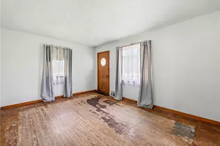2196 Shadow Dr, South Pymatuning Township, PA 16150 - Photo 3