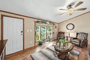 101 Timber Brook Dr, Prospect Boro, PA 16052 - Photo 7