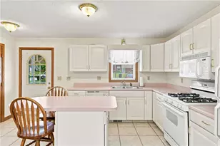 635 Cohasset, Hermitage, PA 16148 - Photo 3