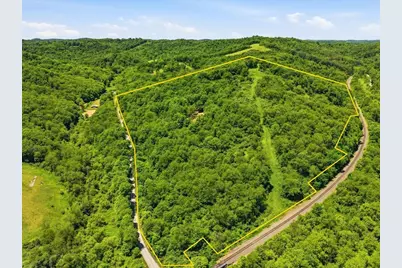 1826 Toms Run Rd, Holbrook, PA 15341 - Photo 3