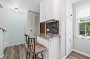 146 Ligonier Ct, Pittsburgh, PA 15068 - Photo 17