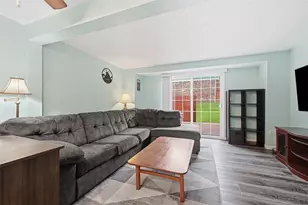 146 Ligonier Ct, Pittsburgh, PA 15068 - Photo 9