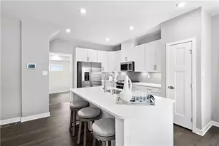 137 Victoria Dr, North Strabane, PA 15317 - Photo 7