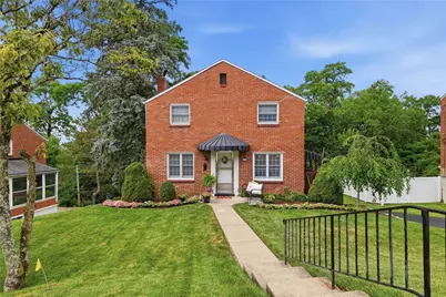 1076 Greenlawn Drive, Green Tree, PA 15220 - Photo 1