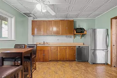 331 Clarence St, Pittsburgh, PA 15211 - Photo 15