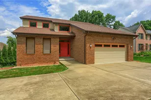 9409 Babcock Blvd, Pittsburgh, PA 15101 - Photo 3