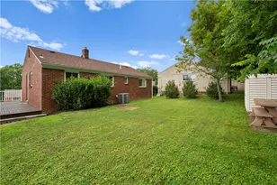 724 Rose Ln, Baldwin Twp, PA 15234 - Photo 23