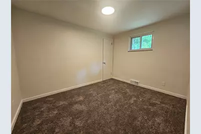 1997 Gregory Dr, Monroeville, PA 15146 - Photo 15