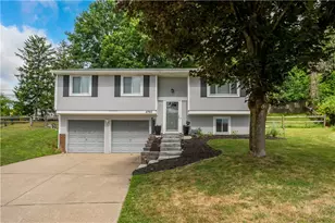 2760 Ravenwood Dr, South Fayette, PA 15017 - Photo 1