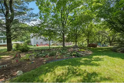 1611 Country Club Dr, Pittsburgh, PA 15237 - Photo 39