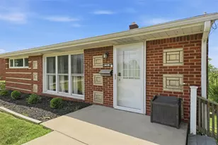 544 Camp Hollow Rd, West Mifflin, PA 15122 - Photo 3