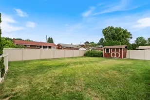 247 Mary Dr, New Kensington, PA 15068 - Photo 33