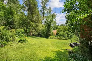 1253 Beagle Dr, Bethel Park, PA 15102 - Photo 27