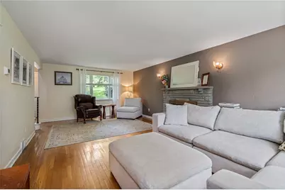 1253 Beagle Dr, Bethel Park, PA 15102 - Photo 5
