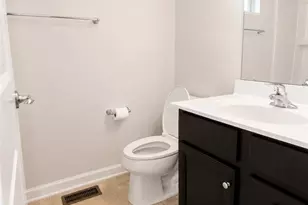 1000 Grey Fox Cir, Collier Township, PA 15017 - Photo 13