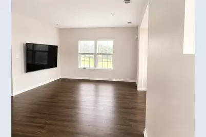 1000 Grey Fox Cir, Collier Township, PA 15017 - Photo 3