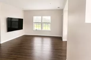1000 Grey Fox Cir, Collier Township, PA 15017 - Photo 3