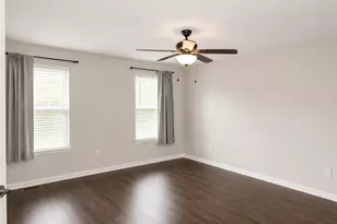1000 Grey Fox Cir, Collier Township, PA 15017 - Photo 19