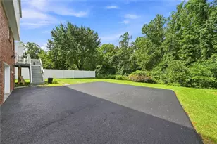 1019 Harvard Rd, Monroeville, PA 15146 - Photo 5