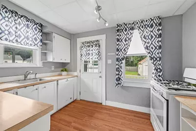506 Dettmar Ave, Baden, PA 15005 - Photo 17