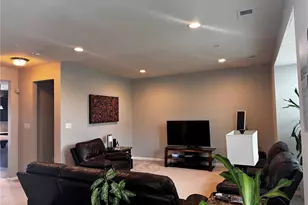 1861 Louisville, Pittsburgh, PA 15143 - Photo 3