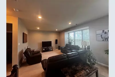 1861 Louisville, Pittsburgh, PA 15143 - Photo 13
