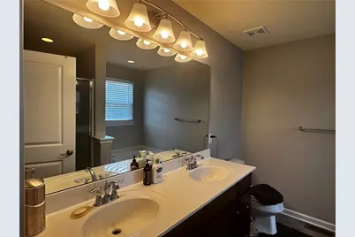 1861 Louisville, Pittsburgh, PA 15143 - Photo 19