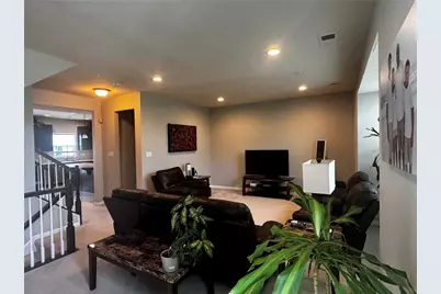 1861 Louisville, Pittsburgh, PA 15143 - Photo 15