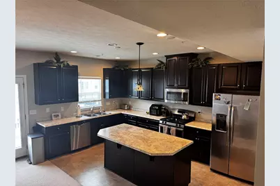1861 Louisville, Pittsburgh, PA 15143 - Photo 9