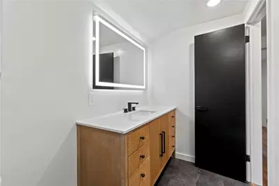 721 Sara Ln, Pittsburgh, PA 15147 - Photo 15