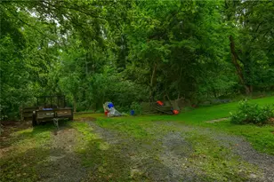 836 Harmony Rd, Ohio Township, PA 15237 - Photo 13
