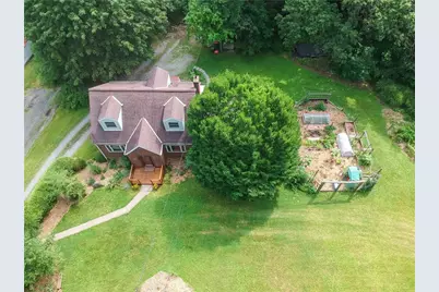 836 Harmony Rd, Ohio Township, PA 15237 - Photo 3