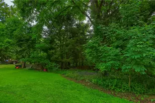 836 Harmony Rd, Ohio Township, PA 15237 - Photo 11