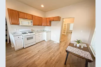 817 11th St, Stowe Township, PA 15136 - Photo 9