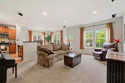 6359 Club Dr, South Fayette, PA 15057 - Photo 5