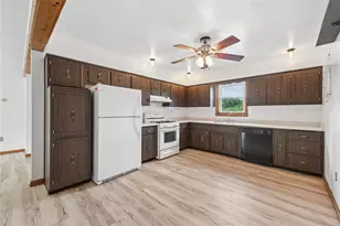 1495 E Beau St, South Strabane, PA 15301 - Photo 17