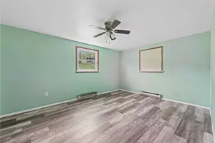 1495 E Beau St, South Strabane, PA 15301 - Photo 13