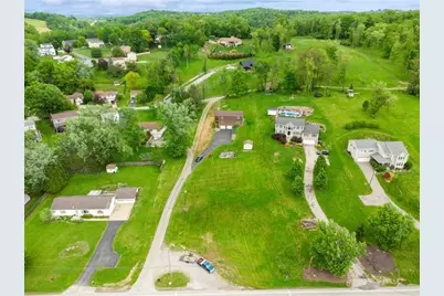 1495 E Beau St, South Strabane, PA 15301 - Photo 3