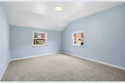 1219 Circle Dr, Pittsburgh, PA 15221 - Photo 11