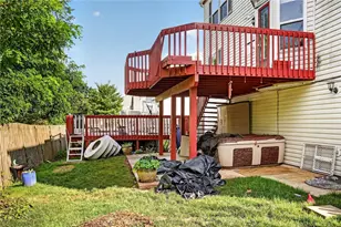457 Lynn Ann Dr, Pittsburgh, PA 15068 - Photo 35