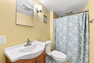 457 Lynn Ann Dr, Pittsburgh, PA 15068 - Photo 27
