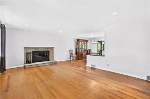 5184 Richland Rd, Hampton, PA 15044 - Photo 3