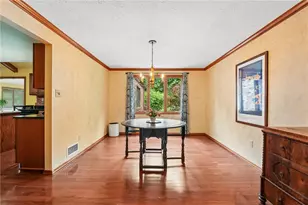 807 Hillcrest Cir, Pittsburgh, PA 15090 - Photo 7