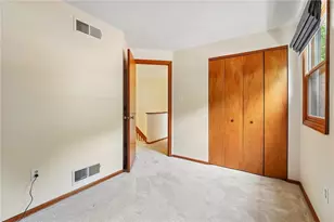 807 Hillcrest Cir, Pittsburgh, PA 15090 - Photo 25