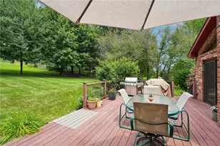 807 Hillcrest Cir, Pittsburgh, PA 15090 - Photo 29