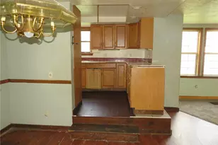 1119 Charles St, Stowe Township, PA 15136 - Photo 7