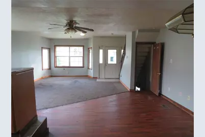1119 Charles St, Stowe Township, PA 15136 - Photo 9