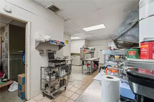 905 Roemer Blvd, Farrell, PA 16121 - Photo 7