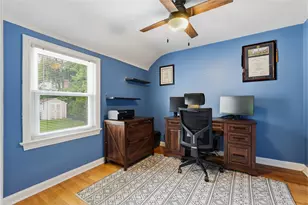 82 E Manilla Ave, Green Tree, PA 15220 - Photo 19